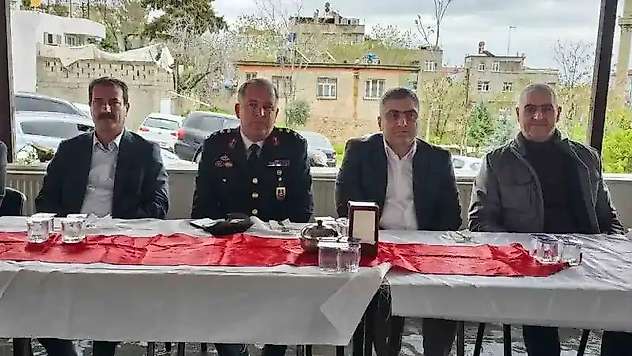 Ergani Kaymakamı vatandaş ve kamu kurum müdürleriyle bayramlaştı