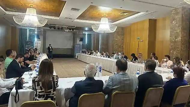 Diyarbakır'da teknoloji semineri düzenlendi