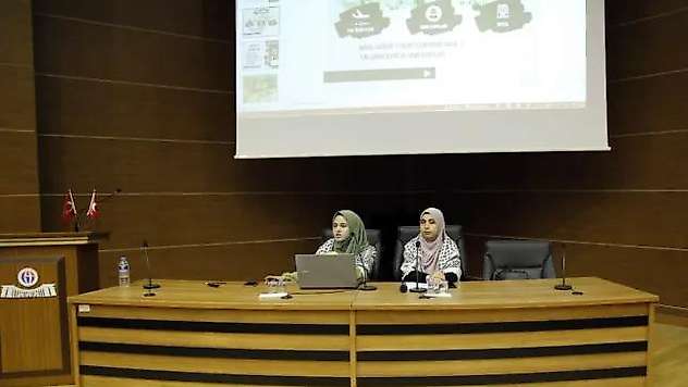 GAÜN öğrencilerinden Kudüs söyleşisi
