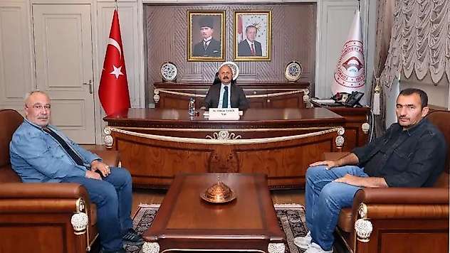 Semt Pazarcılar Derneği başkanı Menteş'ten Vali Varol'a ziyaret