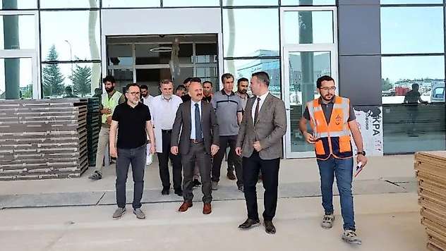 Vali Varol 'Vatandaşlarımıza en kaliteli sağlık hizmeti sunmanın gayreti içerisindeyiz'
