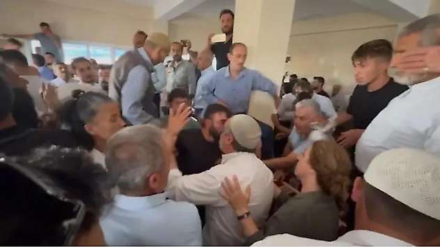 Mardin'de DEM'li vekilin yangınla ilgili provokasyonunu vatandaşlar bozdu

