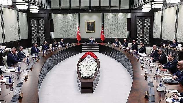 Resmi Gazete'de yayınlandı! Cumhurbaşkanlığı kabinesinde 2 bakan değişti
