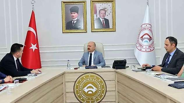 Kalıcı deprem konutlarındaki çalışmalar değerlendirildi