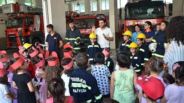 Diyarbakır'da çocuklara itfaiye eğitimi verildi
