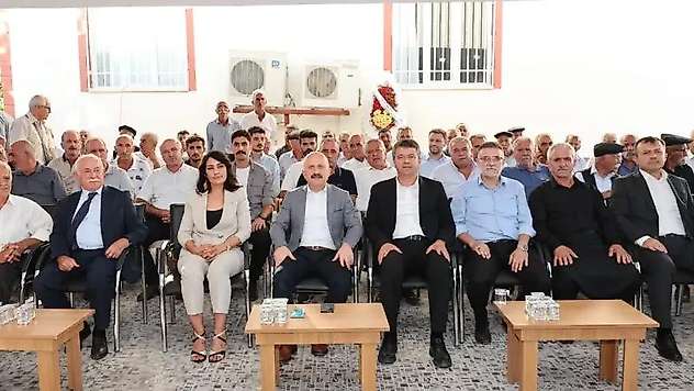 Adıyaman'da Yenimahalle Rıza Tanrıverdi Cem Evi'nde aşure programı düzenlendi