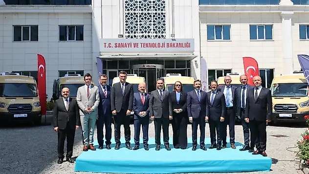 'Kommagene Ring' programı elektrikli minibüsleri merasimle teslim alındı 