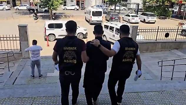 7 yıl 6 ay hapis cezasıyla aranan şahıs yakalandı