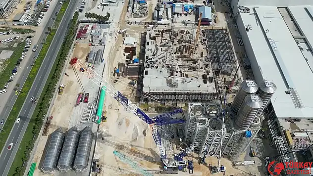 Adana'da dev yatırım: 230 milyon dolarlık pet cipsi üretim tesisi ticari üretime başladı