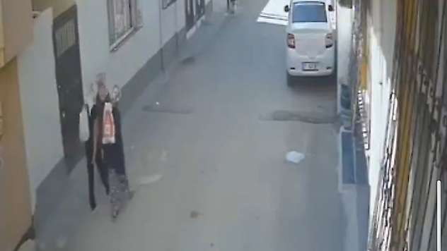 Adana'da kadın hırsızlar girdikleri evden pirinç, bulgur, makarna ve elektrikli ocak çaldı