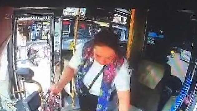 Adana'da otobüs şoförünün parasını çalıp kaçtı
