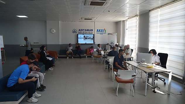 Adıyaman Belediyesi'nden YKS Adaylarına Tercih Desteği
