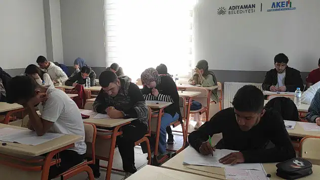 Adıyaman Belediyesi'nin Ücretsiz YKS kurslarına yoğun ilgi