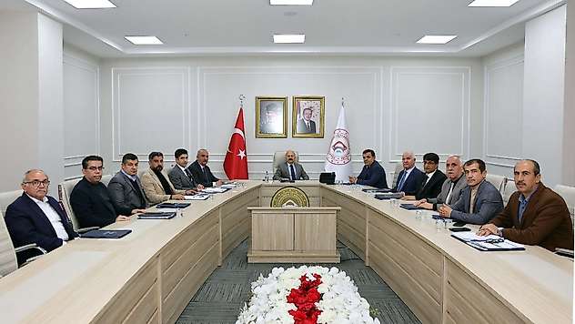 Adıyaman'da alt ve üst yapı hizmetleri masaya yatırıldı