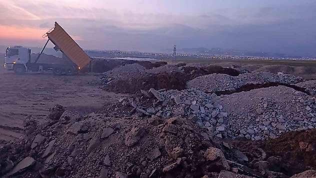 Adıyaman'da dört ayda 293 bin ton hafriyat kent dışına taşındı