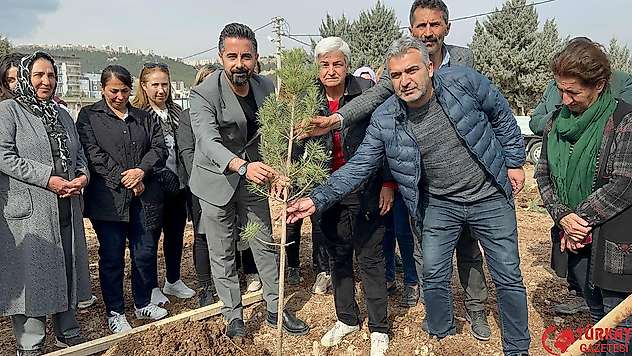 Adıyaman'da Dünya Kadınlar Günü'nde fidanlar toprakla buluştu