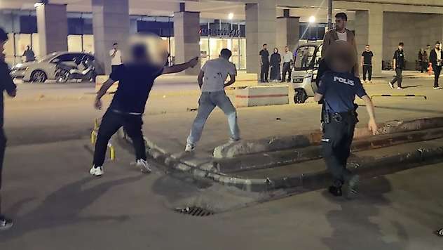 Adıyaman'da hastanede bıçaklı saldırı: 2'si güvenlik görevlisi 3 yaralı