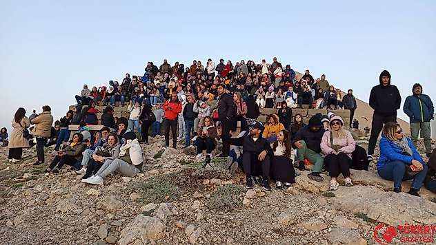 Adıyaman'da Nemrut Dağı'na ziyaretçi akını