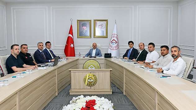 Adıyaman'da Vali Yardımcıları değerlendirme toplantısı gerçekleştirildi