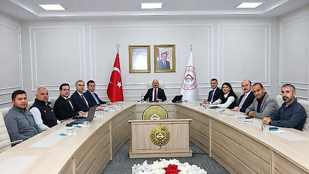 Adıyaman'da Vali yardımcıları değerlendirme toplantısı gerçekleştirildi