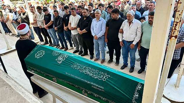 Adıyaman'daki motosiklet kazasında hayatını kaybeden genç son yolculuğuna uğurlandı