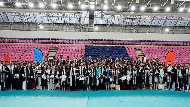 Adıyaman Üniversitesi Tıp Fakültesi 7. Dönem mezunlarını gururla uğurladı