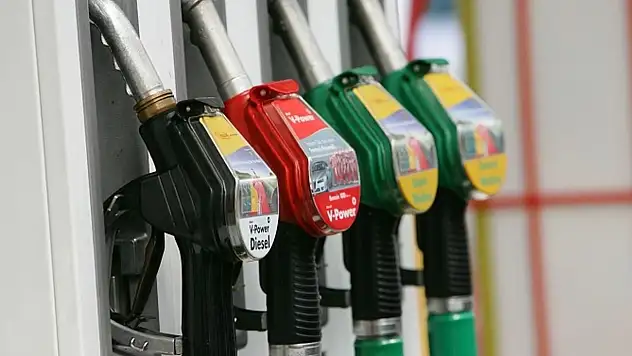 Adıyaman ve 80 ilde akaryakıt fiyatlarına zam