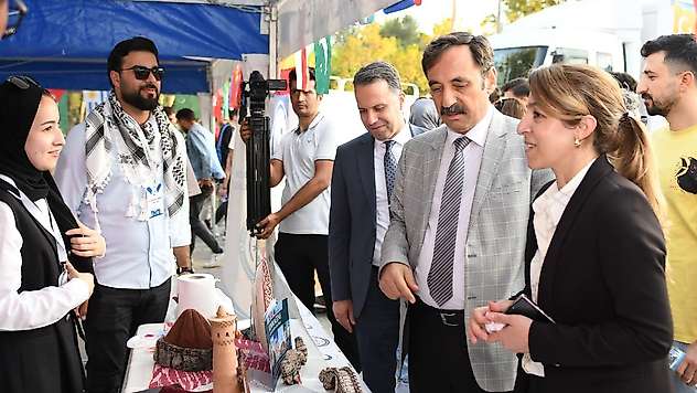 ADYÜ'de Erasmus Günleri etkinliği düzenlendi