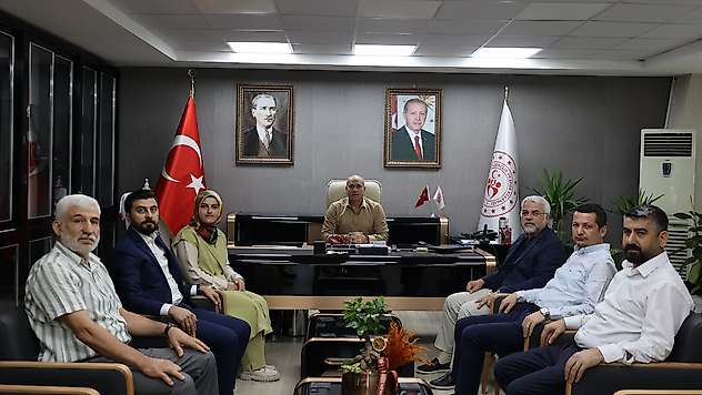 AK Parti il teşkilatından Elüstü'ne ziyaret