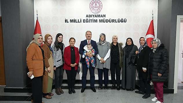AKİD Derneğinden milli eğitim müdürü Ali Tosun'a ziyaret