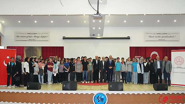Ali Erkan Kavaklı, Öğrencilere 'Başarının Prensipleri ve Motivasyon' Konferansı Verdi