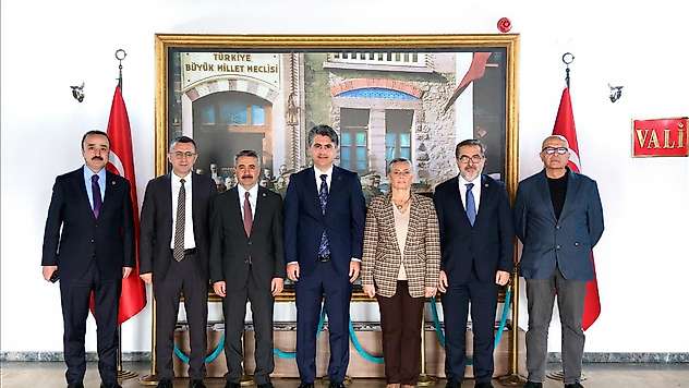 Alkayış ve Komisyon üyelerinden Bolu Valiliğine ziyaret