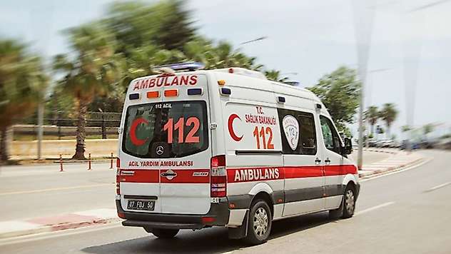Ambulansların renkleri değişiyor! İşte yeni rengi