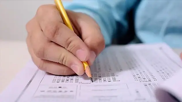 Anadolu Üniversitesi AÖF final sınav sonuçları duyuruldu