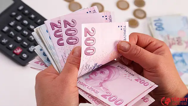 Asgari ücrete ara zam gelecek mi?