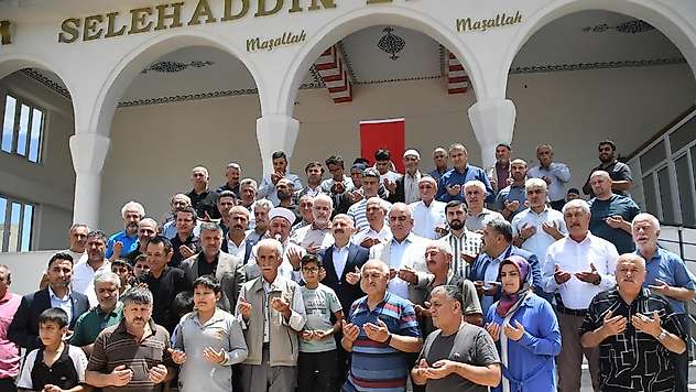 Bahçecik Selahaddin Eyyubi Camii ibadete açıldı