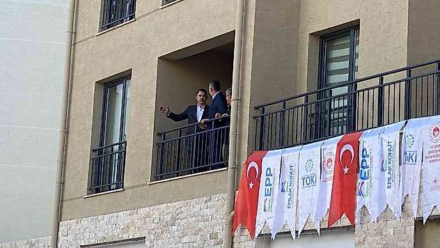 Bakan Murat Kurum açıkladı! Şu ana kadar 101 bin 254 konut teslim edildi