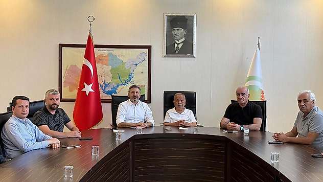 Bakan Yardımcısı Ayın'dan OSB Başkanı Çelenk'e ziyaret