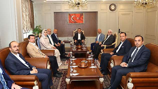 Bakan Yumaklı'dan Adıyaman Valiliğine ziyaret