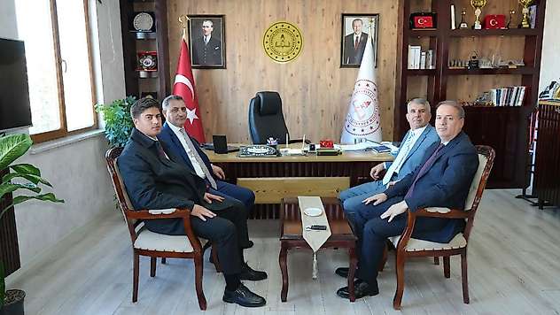 Bakanlık müfettişlerinden il müdürü Tosun'a ziyaret
