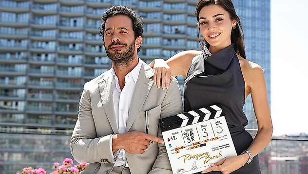 Barış Arduç ve Hande Erçel Reminder dizisinde tekrar başrolde