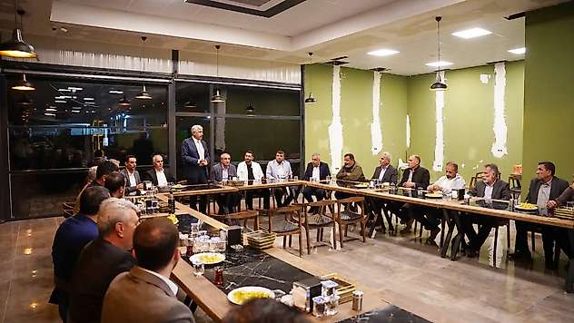Başkan Hallaç, muhtarlarla bir araya geldi