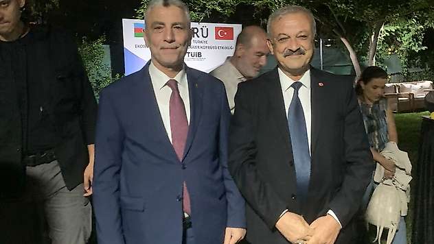 Başkan Olgun Ticaret Bakanı Bolat ile bir araya geldi