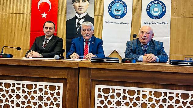 Başkan Şemsettin Ağar görevi devretti