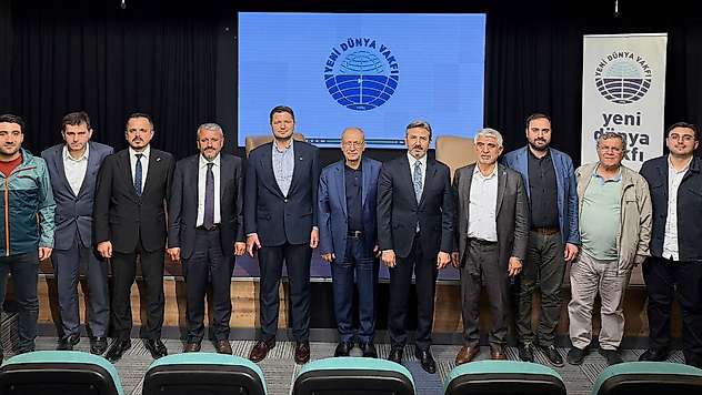 Başkan Sevinçtekin'den Yeni Dünya Vakfı'na ziyaret