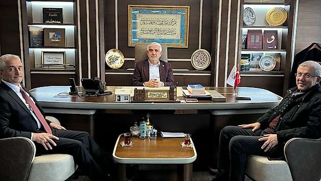Başkan Tahmazoğlu ve Köken'den Yeni Dünya Vakfı'na ziyaret