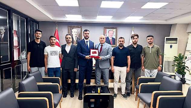 Başkan Tepe'den Gençlik ve Spor İl Müdürü Elüstü'ye ziyaret
