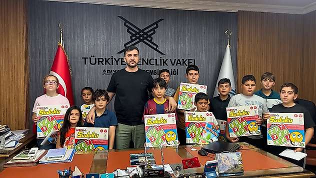 Başkan Tepe: 'Öğrencilerimizin karne sevincine ortak olduk'