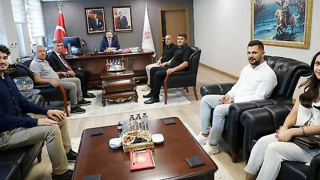 Başkan Turan'dan Bakan Yardımcısı Aydıın'a ziyaret
