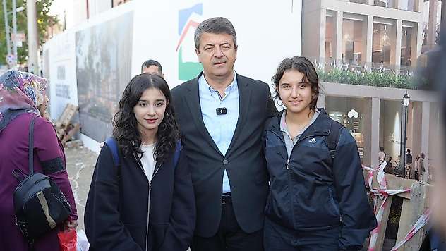 Başkan Tutdere, gençlerin talebi üzerine otobüs saatlerini güncelledi